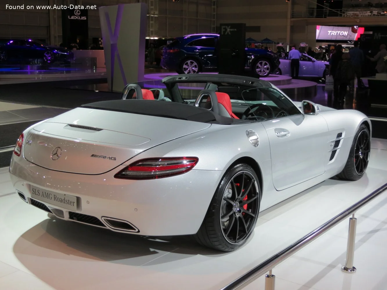 Mercedes-Benz SLS AMG 6.2 V8 (571 Hp) AMG SPEEDSHIFT DCT2011 - 2013 thumbnail 2
