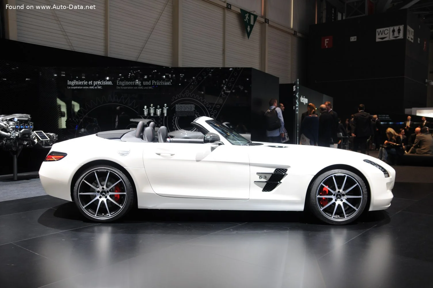 Mercedes-Benz SLS AMG 6.2 V8 (571 Hp) AMG SPEEDSHIFT DCT2011 - 2013 thumbnail 12