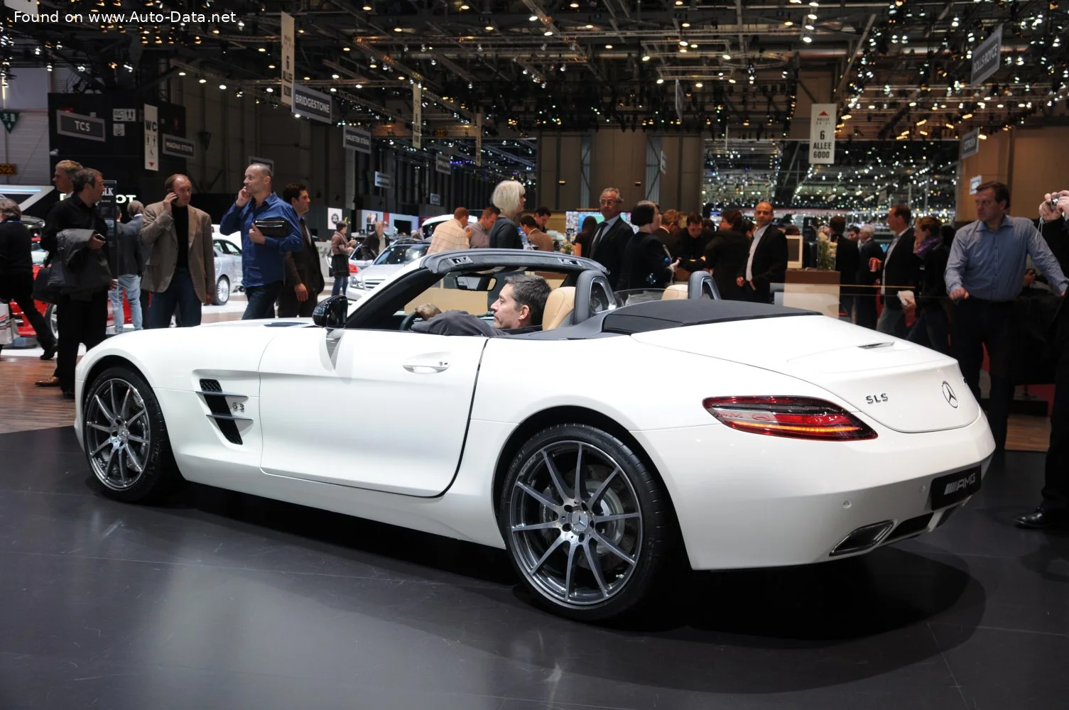 Mercedes-Benz SLS AMG 6.2 V8 (571 Hp) AMG SPEEDSHIFT DCT2011 - 2013 thumbnail 7