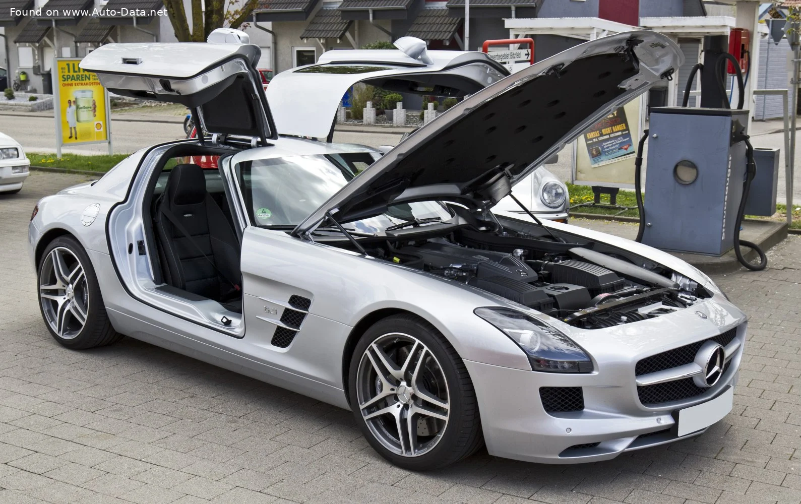 Mercedes-Benz SLS AMG 6.2 V8 (571 Hp) AMG SPEEDSHIFT DCT2010 - 2013 thumbnail 15