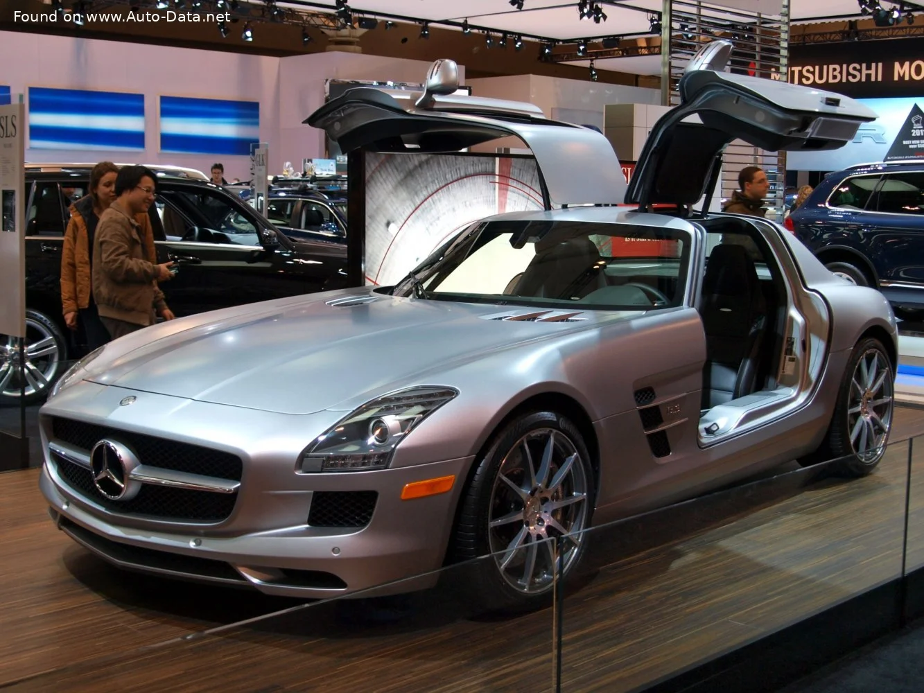 Mercedes-Benz SLS AMG 6.2 V8 (571 Hp) AMG SPEEDSHIFT DCT2010 - 2013 thumbnail 9