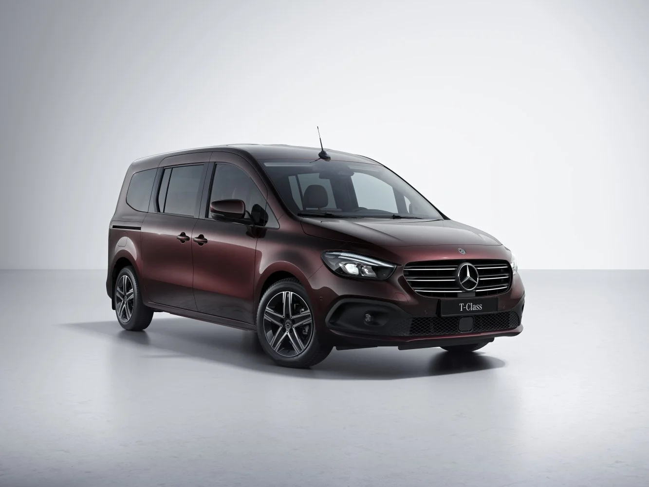 Mercedes-Benz T-class T 180 (131 Hp)2023 - - 1