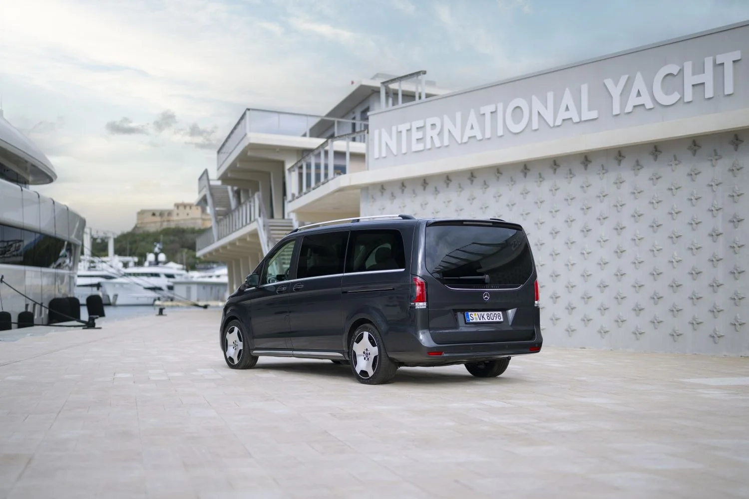 Mercedes-Benz V-class V 220d (163 Hp) 9G-TRONIC2024 - thumbnail 2