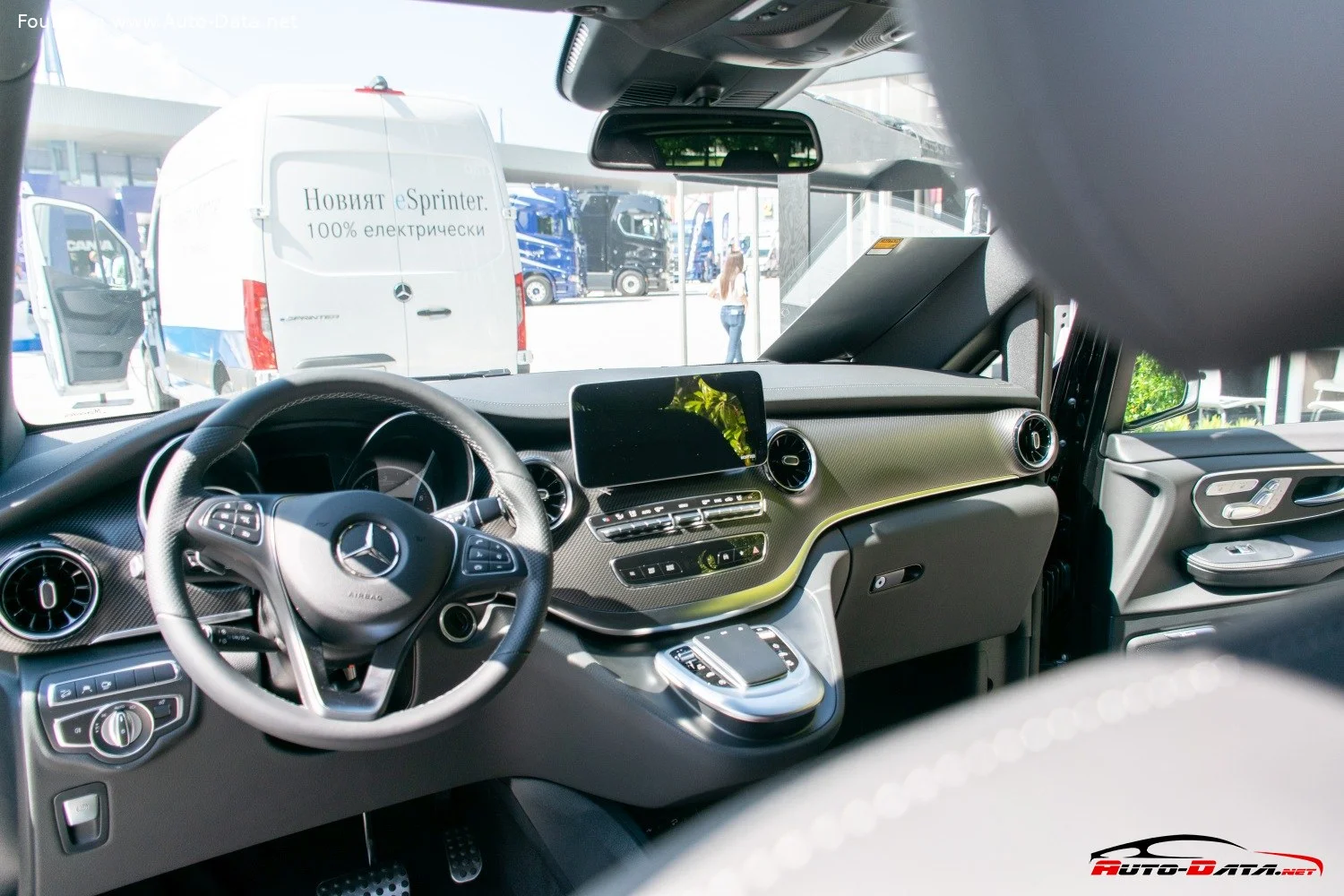 Mercedes-Benz V-class V 220d (163 Hp) 4MATIC 9G-TRONIC2019 - 2023 thumbnail 11