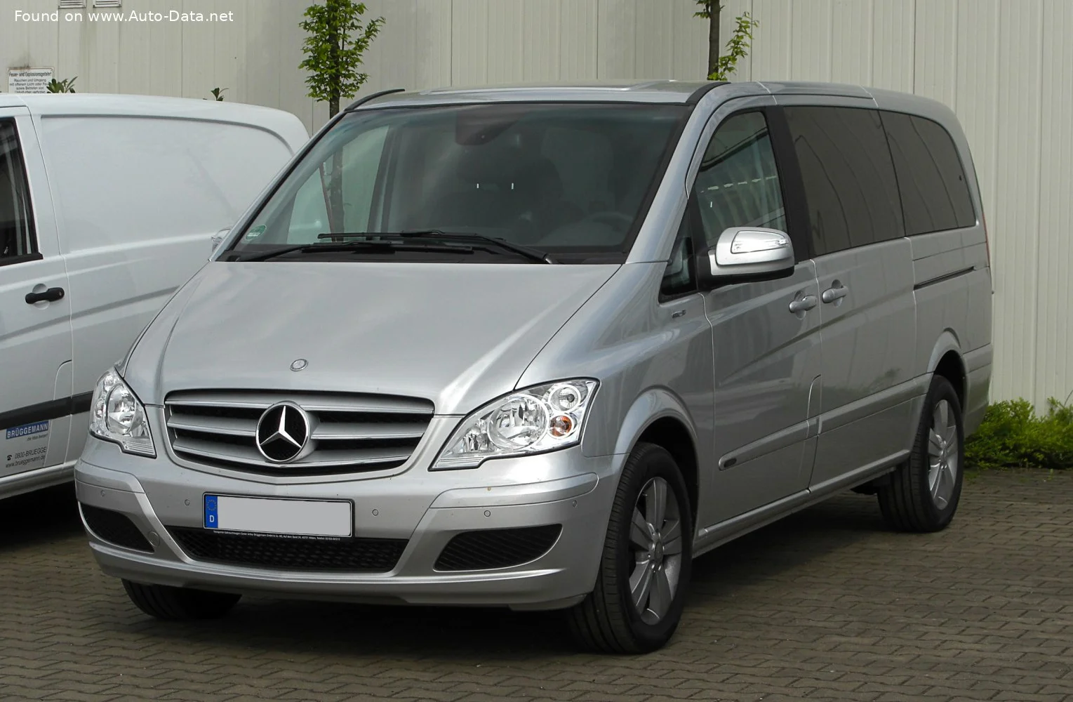 Mercedes-Benz Viano 3.5 (258 Hp) Automatic2010 - 2014 thumbnail 2