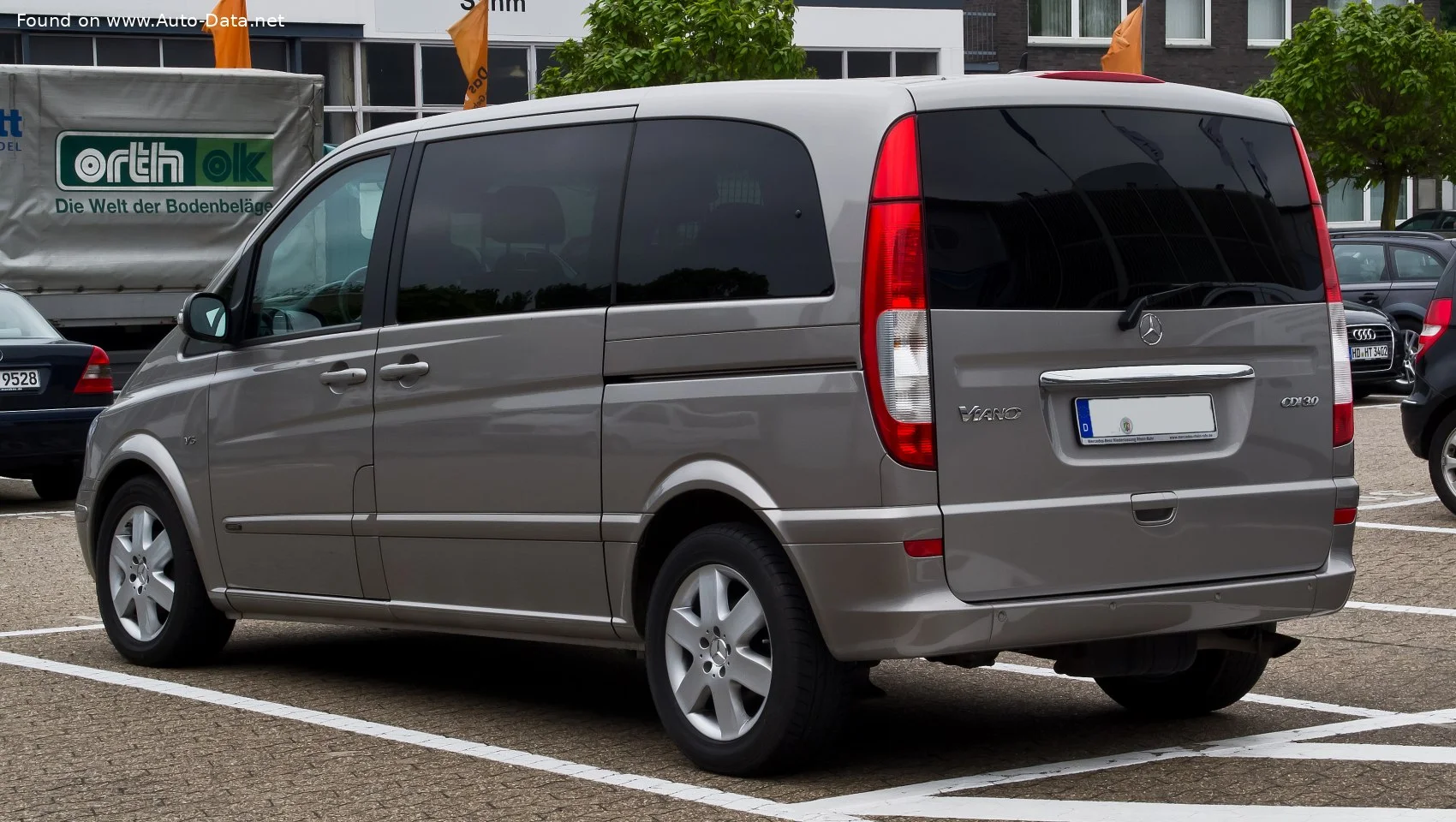 Mercedes-Benz Viano 2.0 CDI (115 Hp) Automatic compact DPF2007 - 2010 thumbnail 2