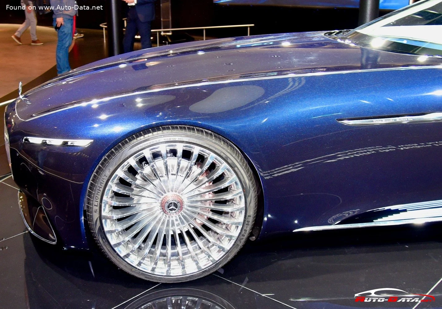 Mercedes-Benz Vision 6 Mercedes-Benz Vision Maybach 6 Cabriolet (Concept) thumbnail 5