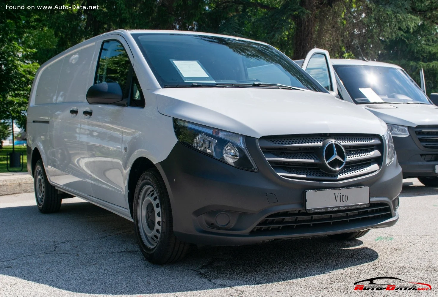 Mercedes-Benz Vito Mercedes-Benz Vito (W447, facelift 2019) Extra Long thumbnail 3