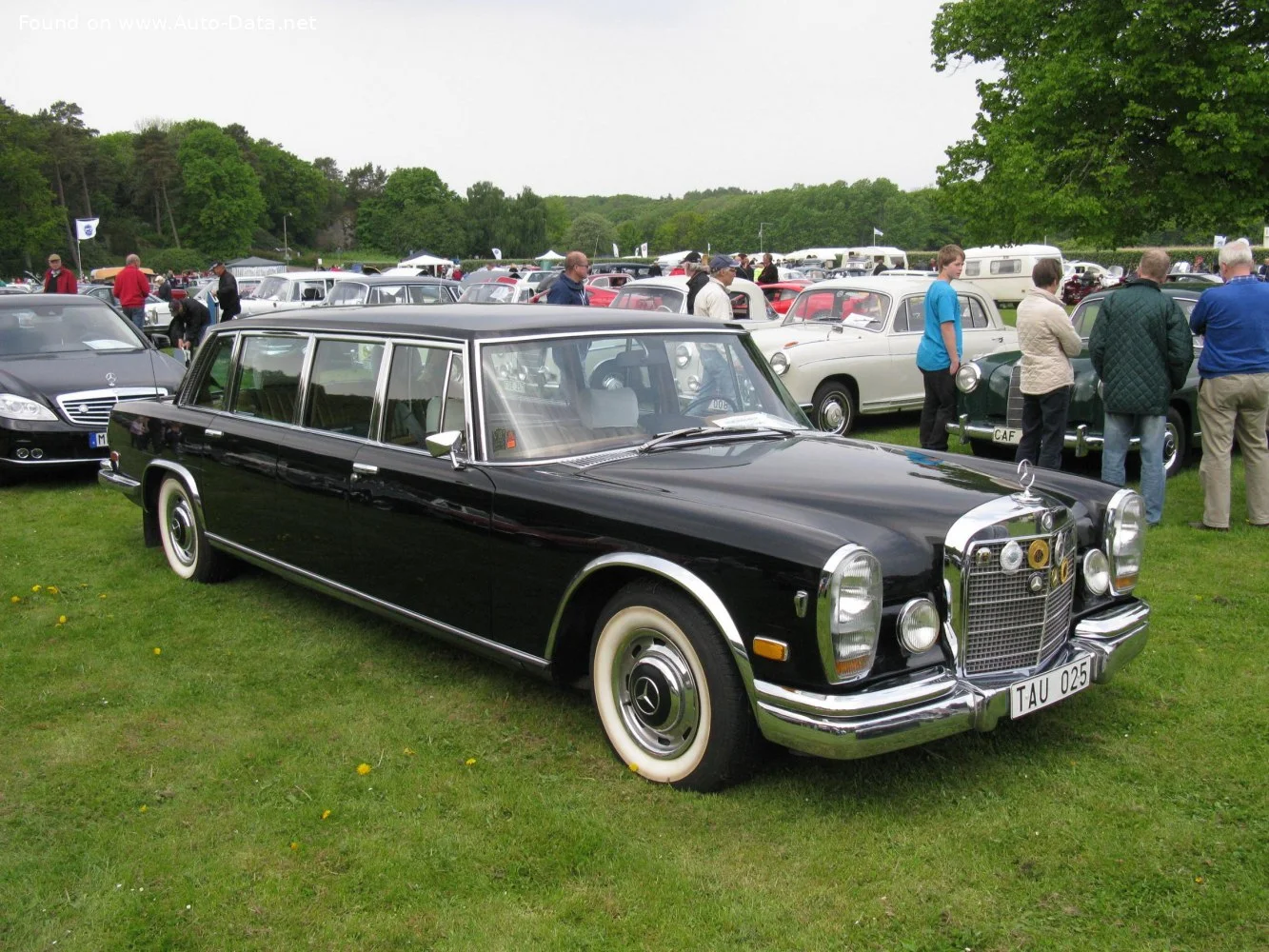 Mercedes-Benz W100 600 V8 (250 Hp) Automatic1963 - 1981 - 1