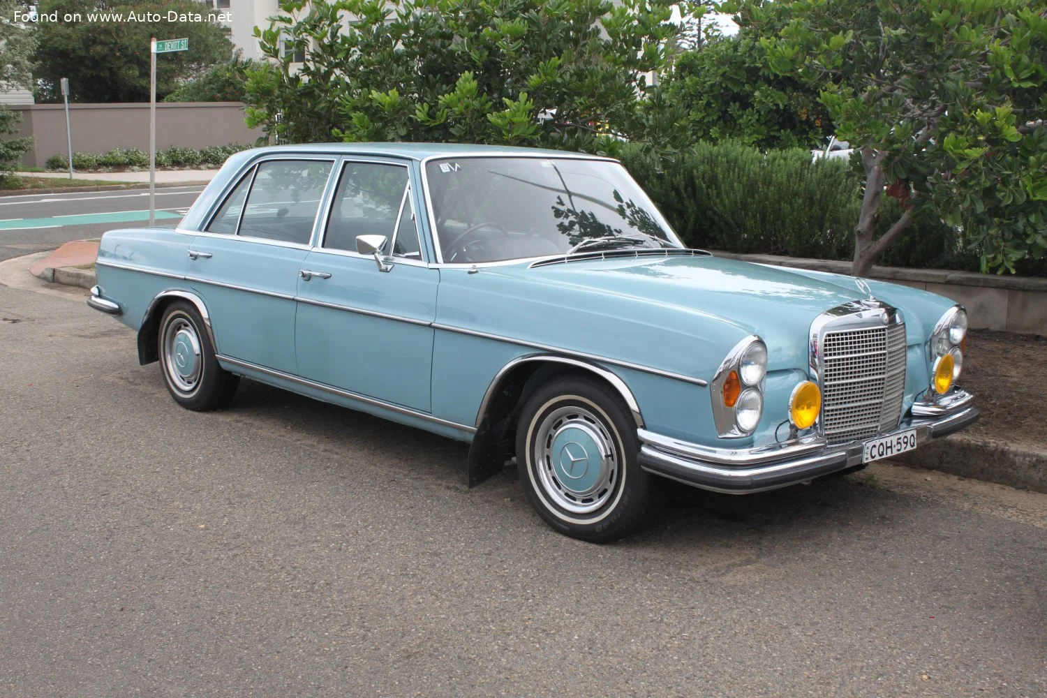 Mercedes-Benz W108 280 SEL 3.5 V8 (200 Hp)1970 - 1972 - 1