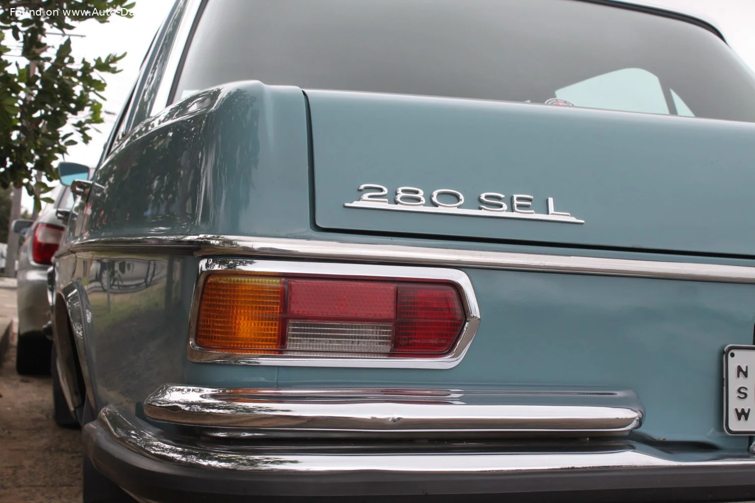 Mercedes-Benz W108 280 SEL 3.5 V8 (200 Hp)1970 - 1972 thumbnail 3