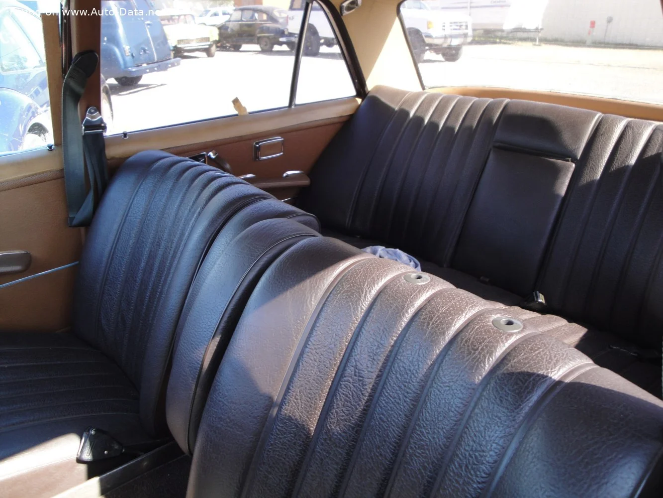 Mercedes-Benz W108 280 SEL 3.5 V8 (200 Hp)1970 - 1972 thumbnail 7