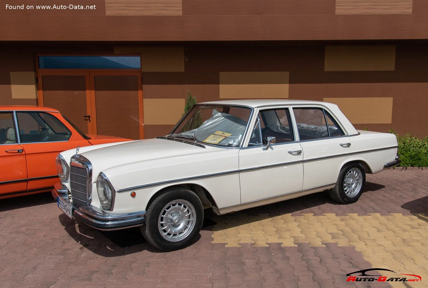 Mercedes-Benz W108 250 S (130 Hp)1965 - 1969 thumbnail 11
