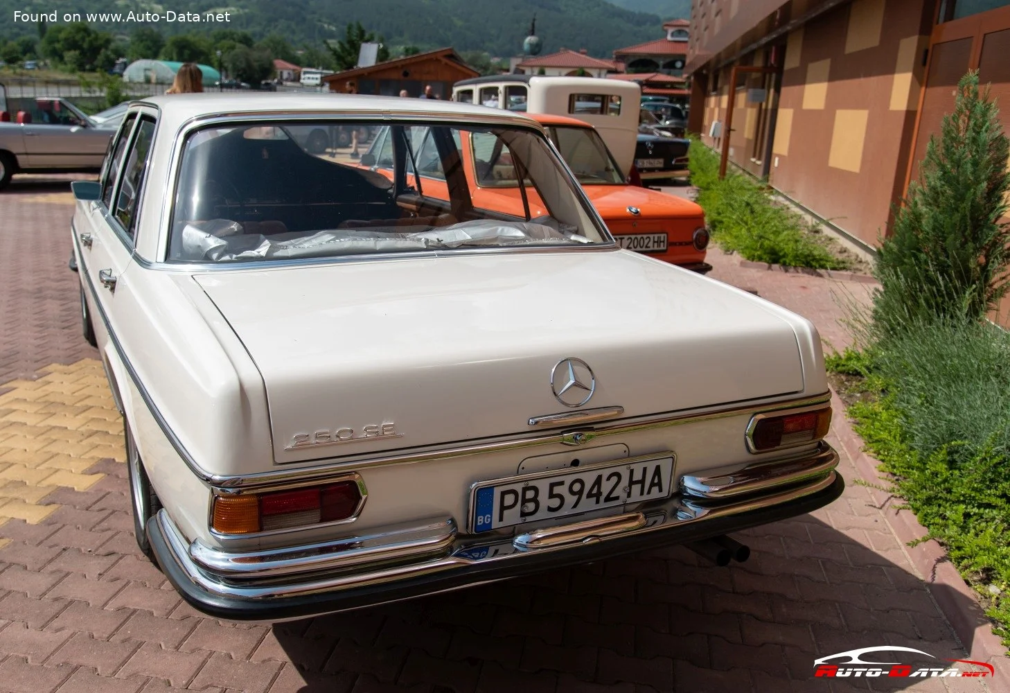 Mercedes-Benz W108 250 S (130 Hp)1965 - 1969 thumbnail 14