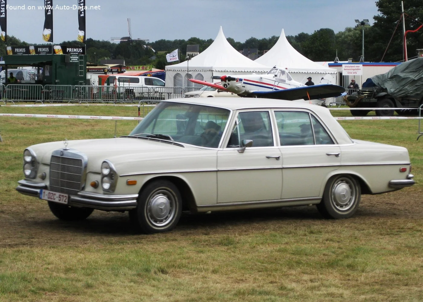 Mercedes-Benz W108 250 S (130 Hp)1965 - 1969 thumbnail 3