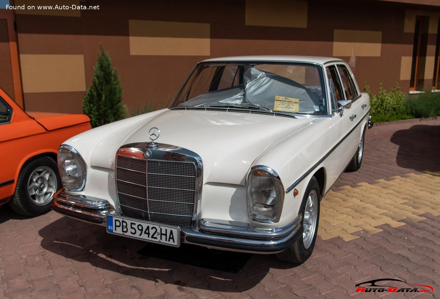 Mercedes-Benz W108 250 S (130 Hp)1965 - 1969 thumbnail 9
