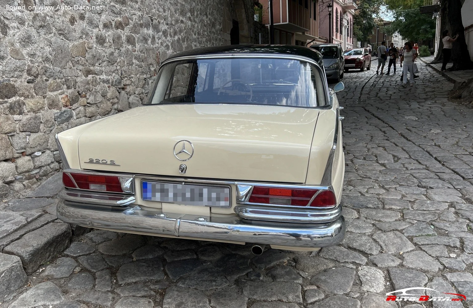 Mercedes-Benz W111 220 SEb (120 Hp)1960 - 1965 thumbnail 7