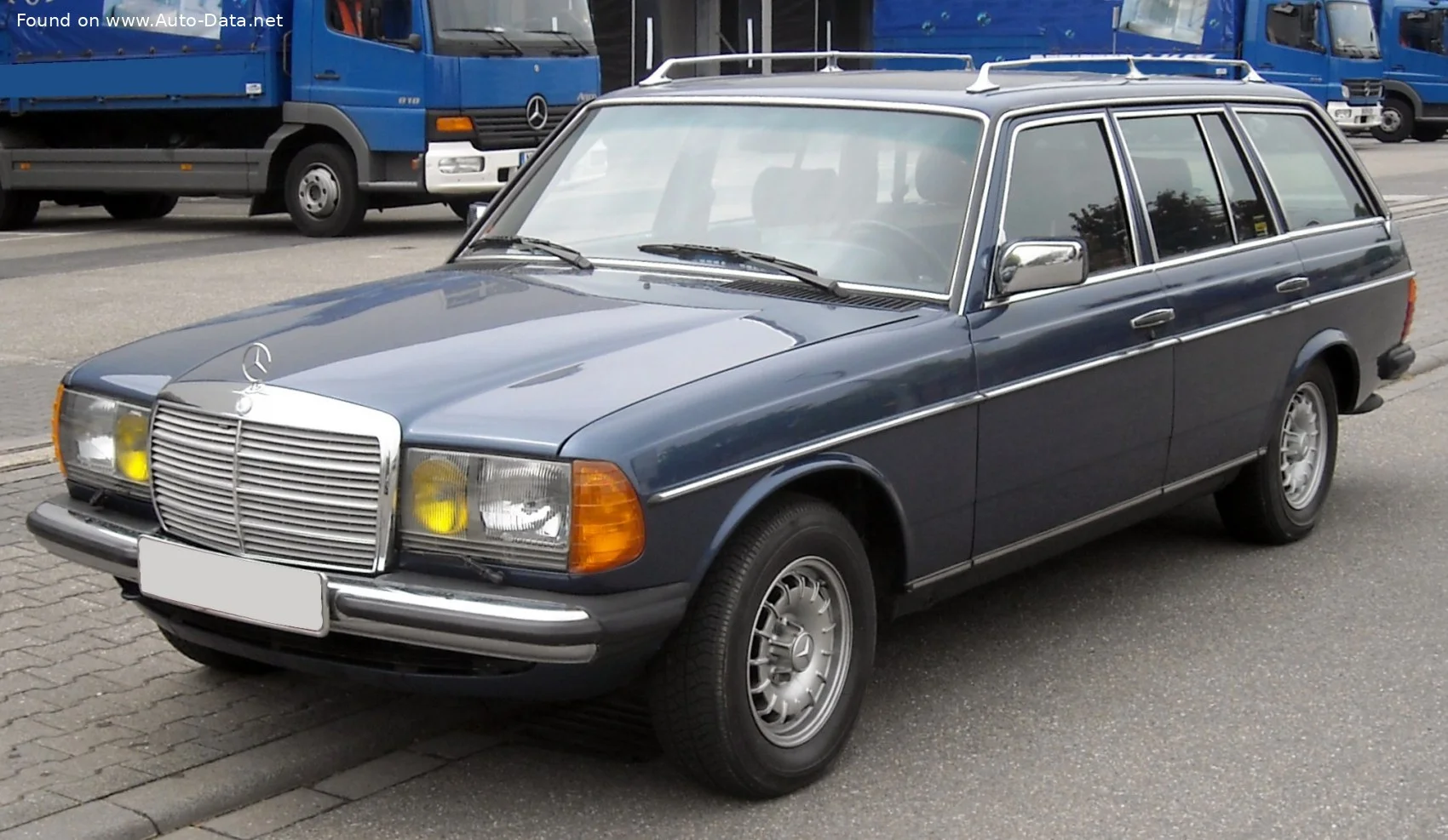 Mercedes-Benz W123 200 T (101 Hp)1980 - 1985 thumbnail 14