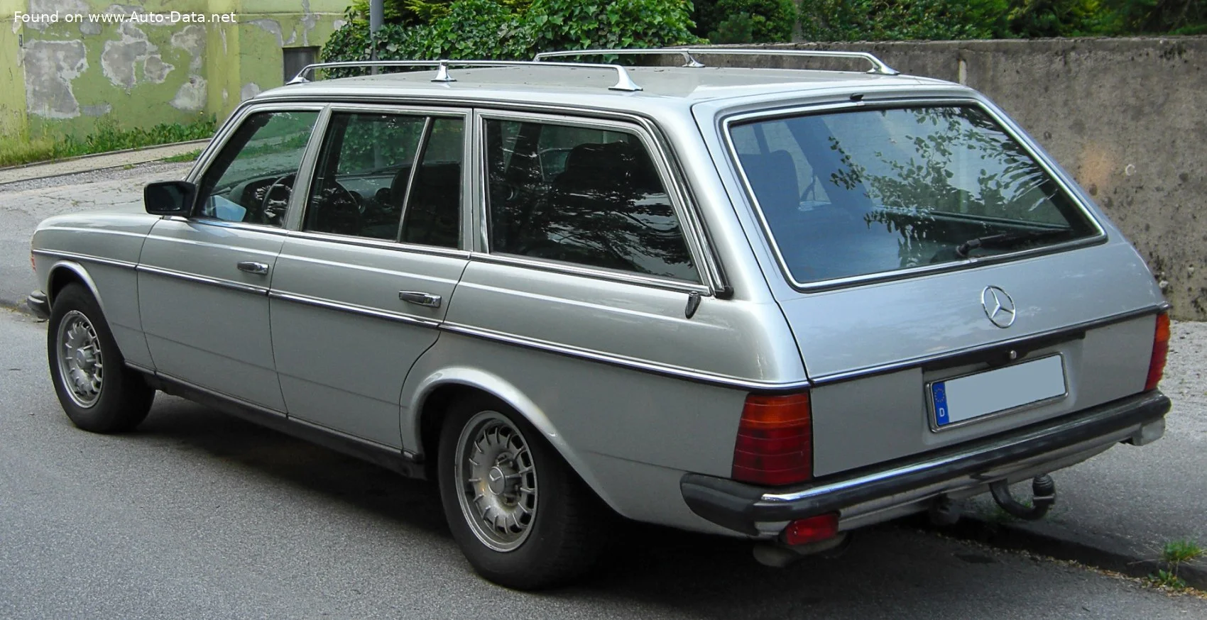 Mercedes-Benz W123 200 T (101 Hp)1980 - 1985 thumbnail 5
