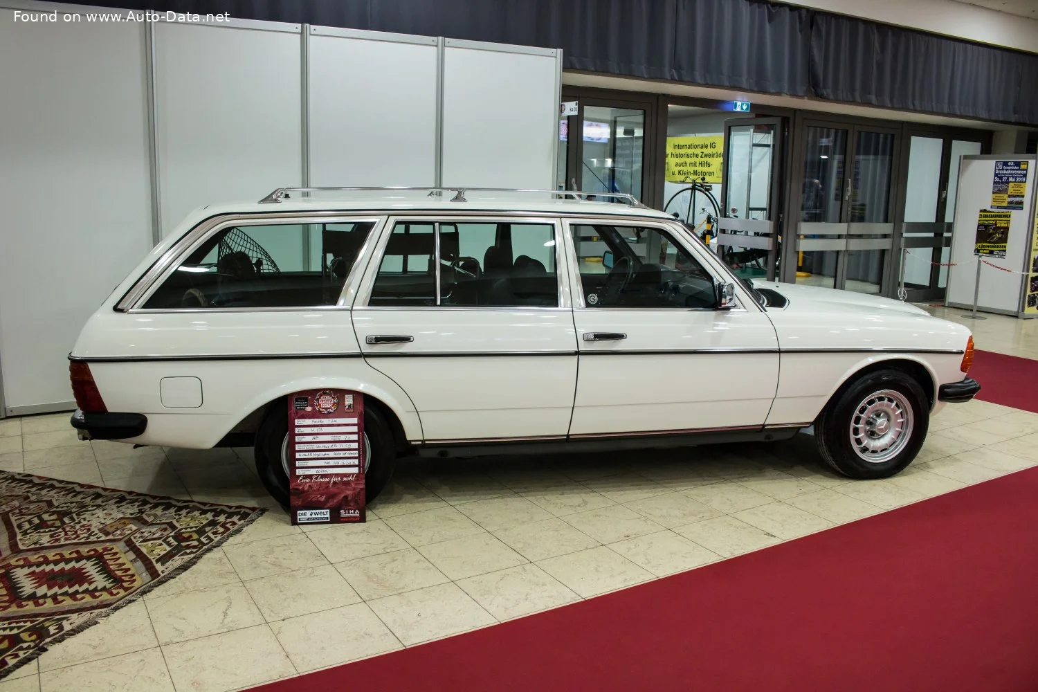 Mercedes-Benz W123 200 T (101 Hp)1980 - 1985 thumbnail 7