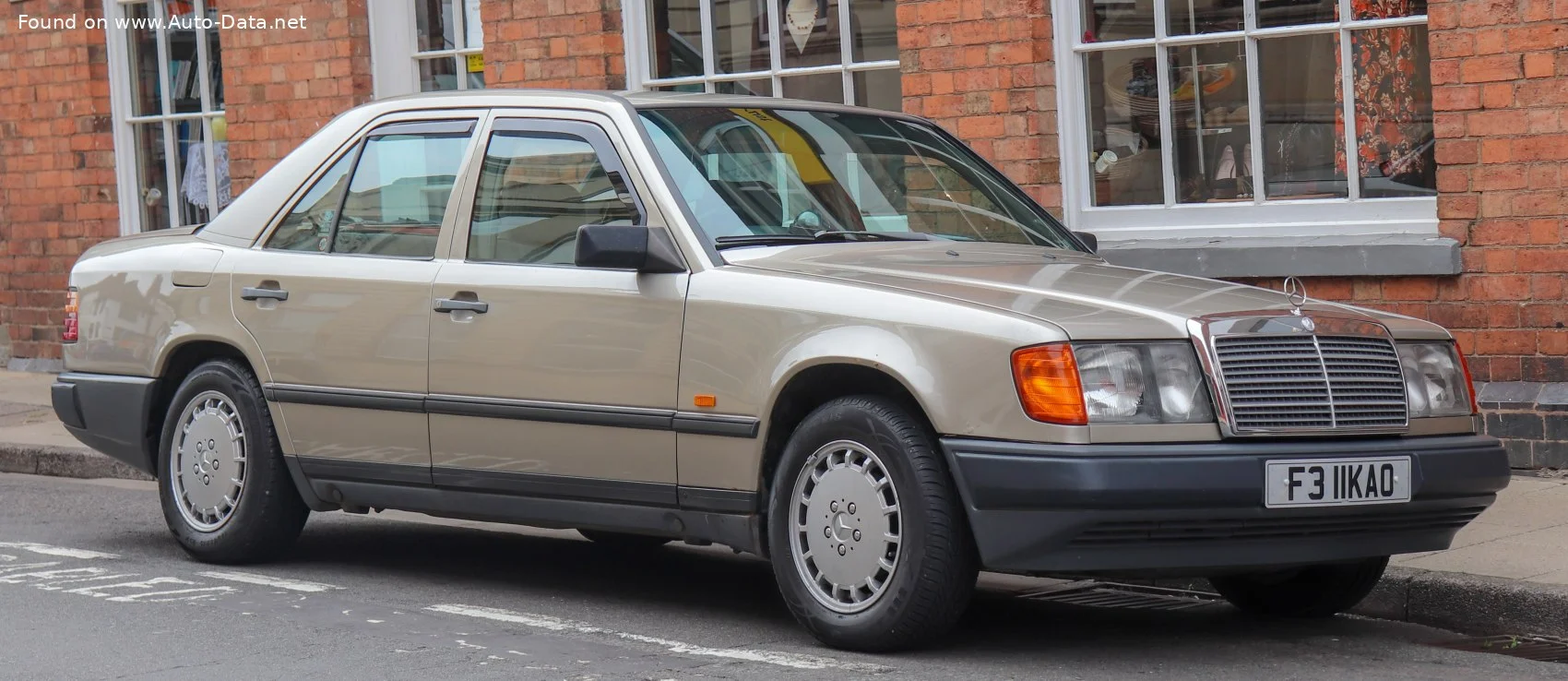 Mercedes-Benz W124 200 (109 Hp)1985 - 1986 - 1
