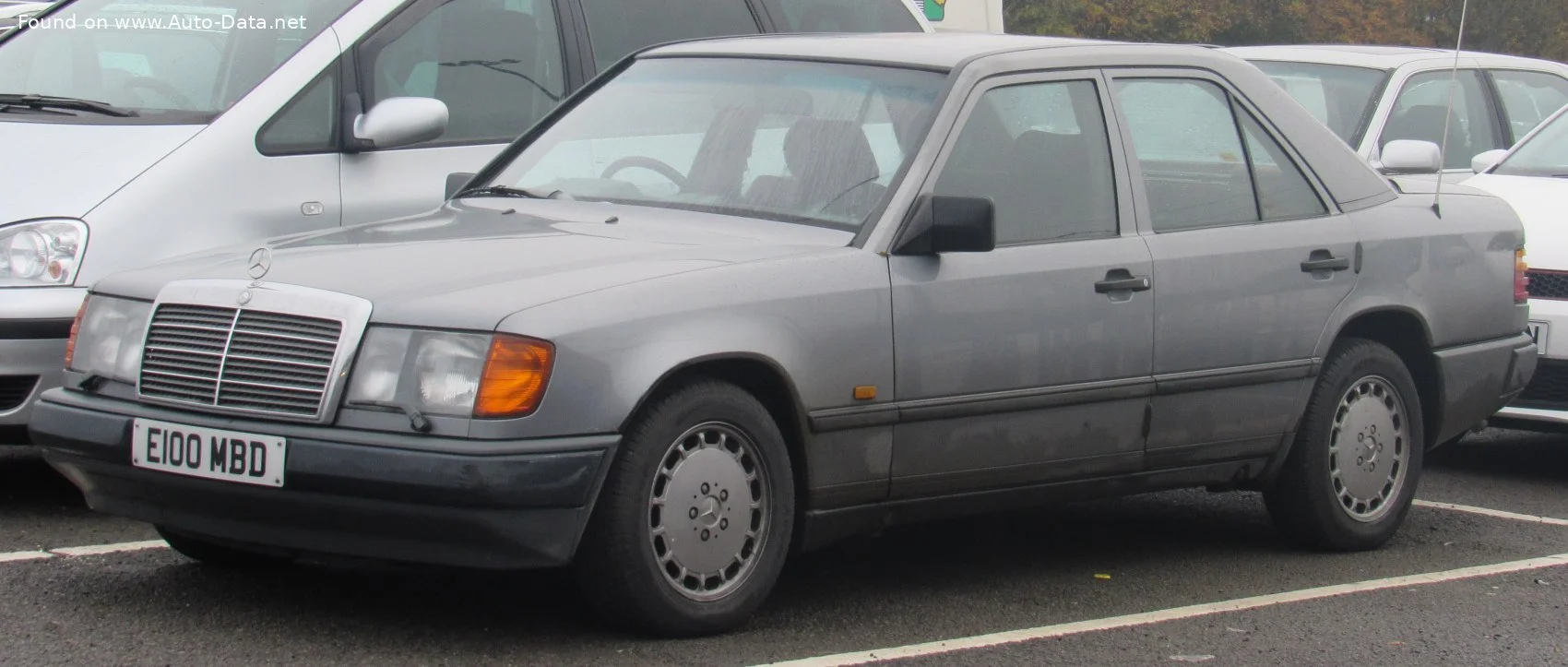 Mercedes-Benz W124 200 (109 Hp)1985 - 1986 thumbnail 5