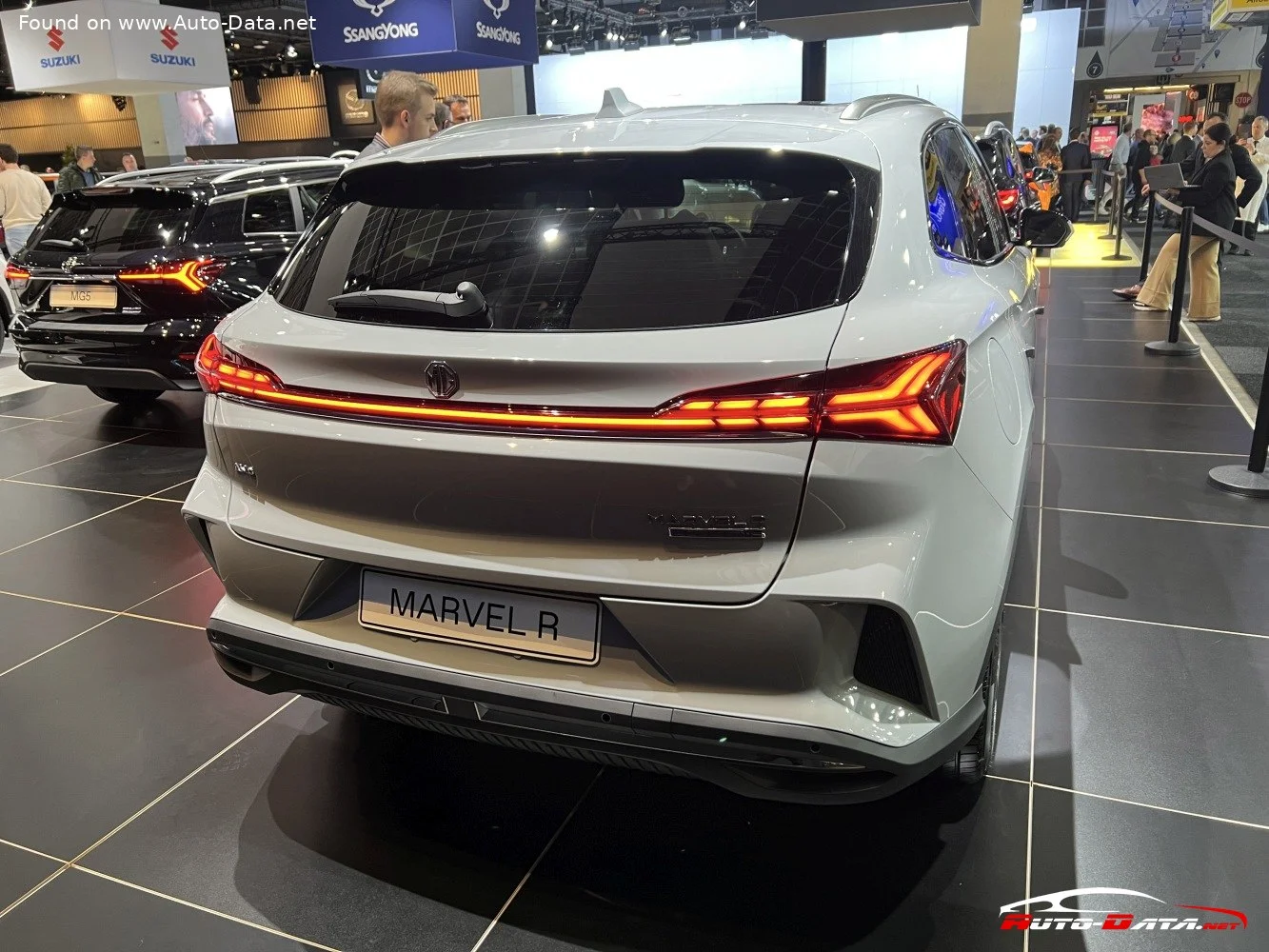 MG Marvel R 70 kWh (180 Hp) Electric2021 - thumbnail 11