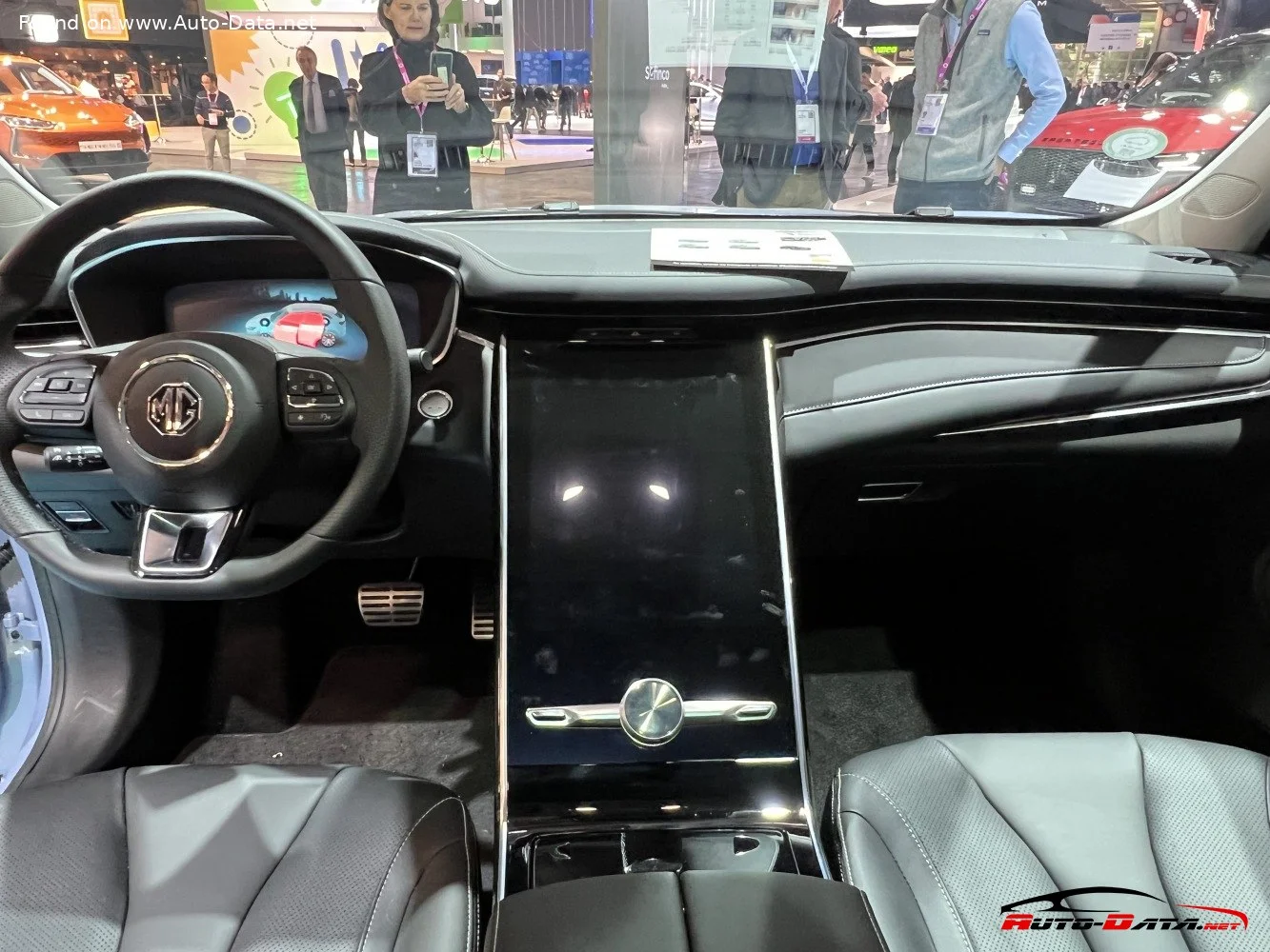 MG Marvel R 70 kWh (180 Hp) Electric2021 - thumbnail 5