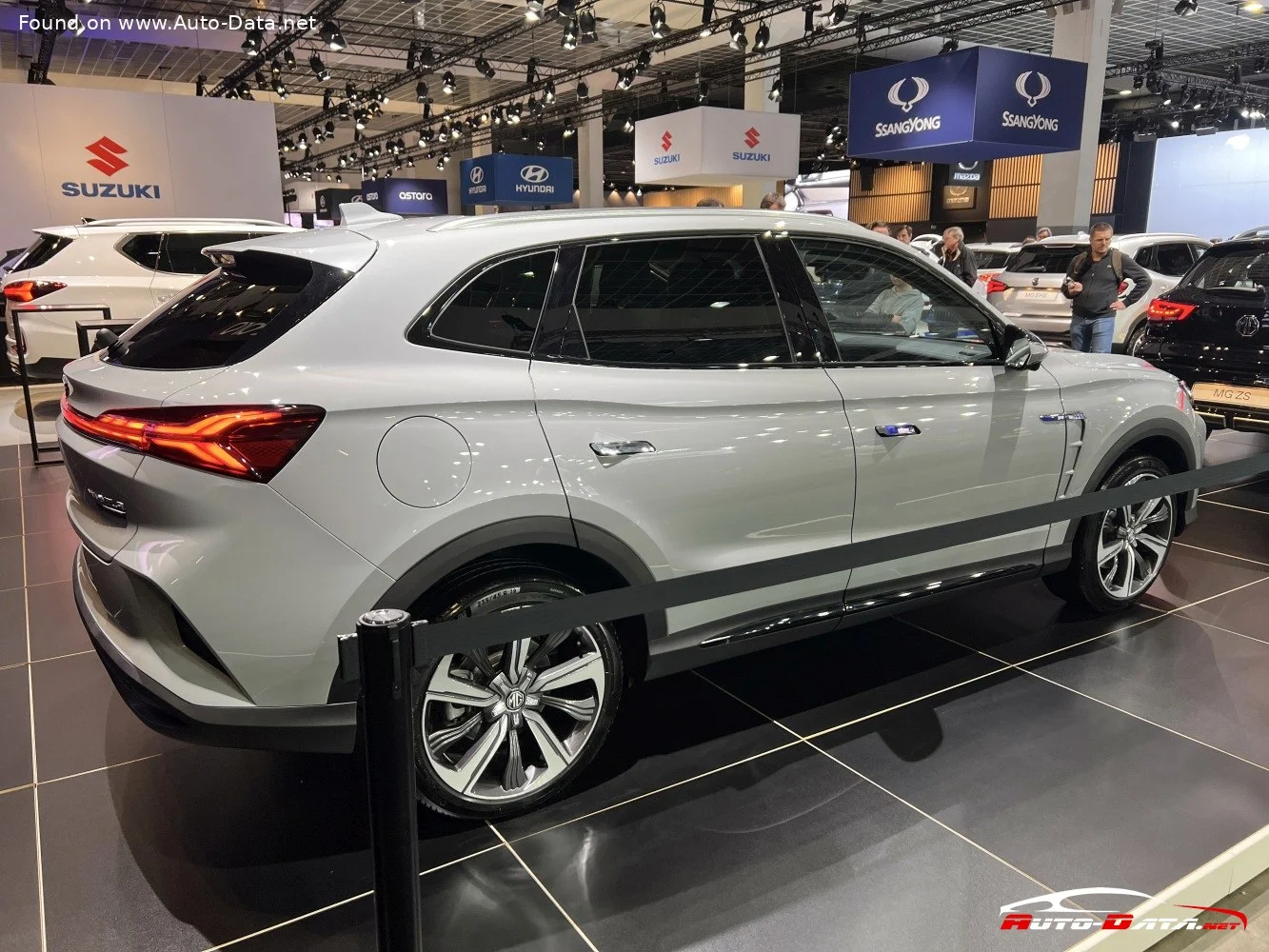 MG Marvel R 70 kWh (180 Hp) Electric2021 - thumbnail 10