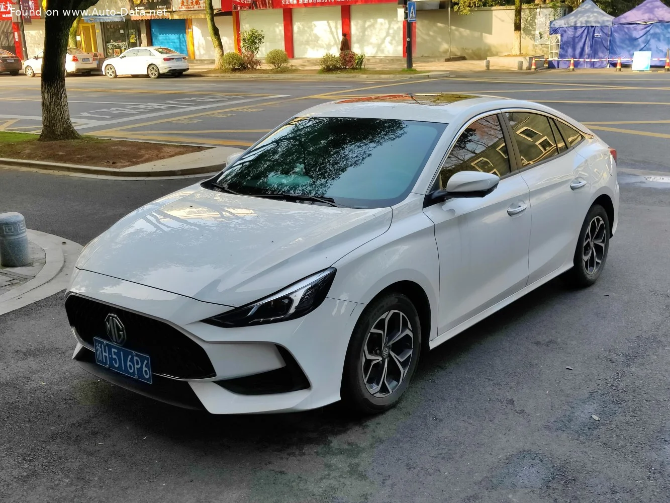 MG MG5 180DVVT (120 Hp)2020 - - 1