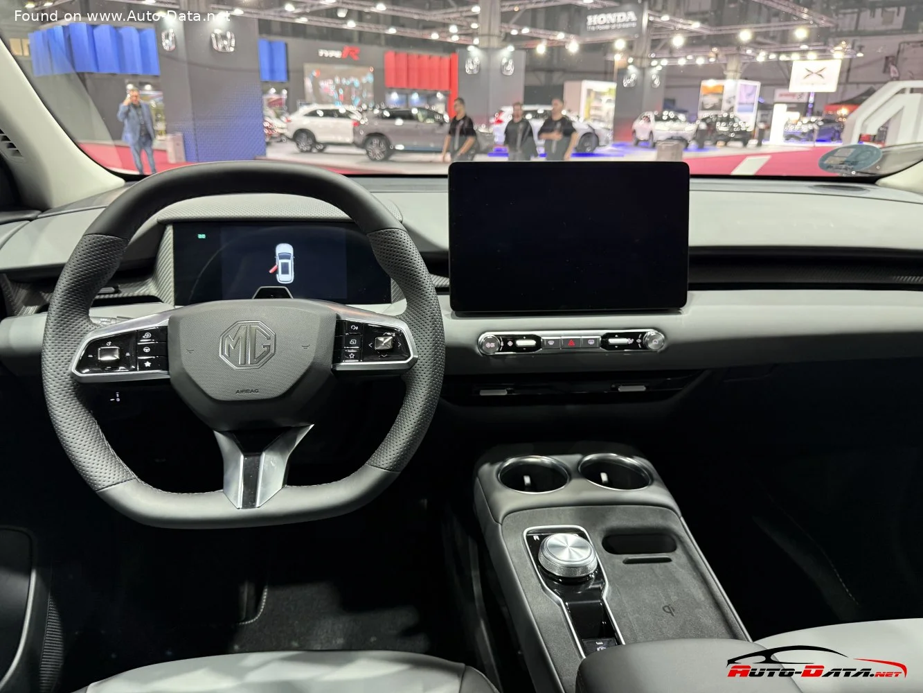 MG MGS5 EV 49 kWh (170 Hp) Standard Range2025 - thumbnail 11