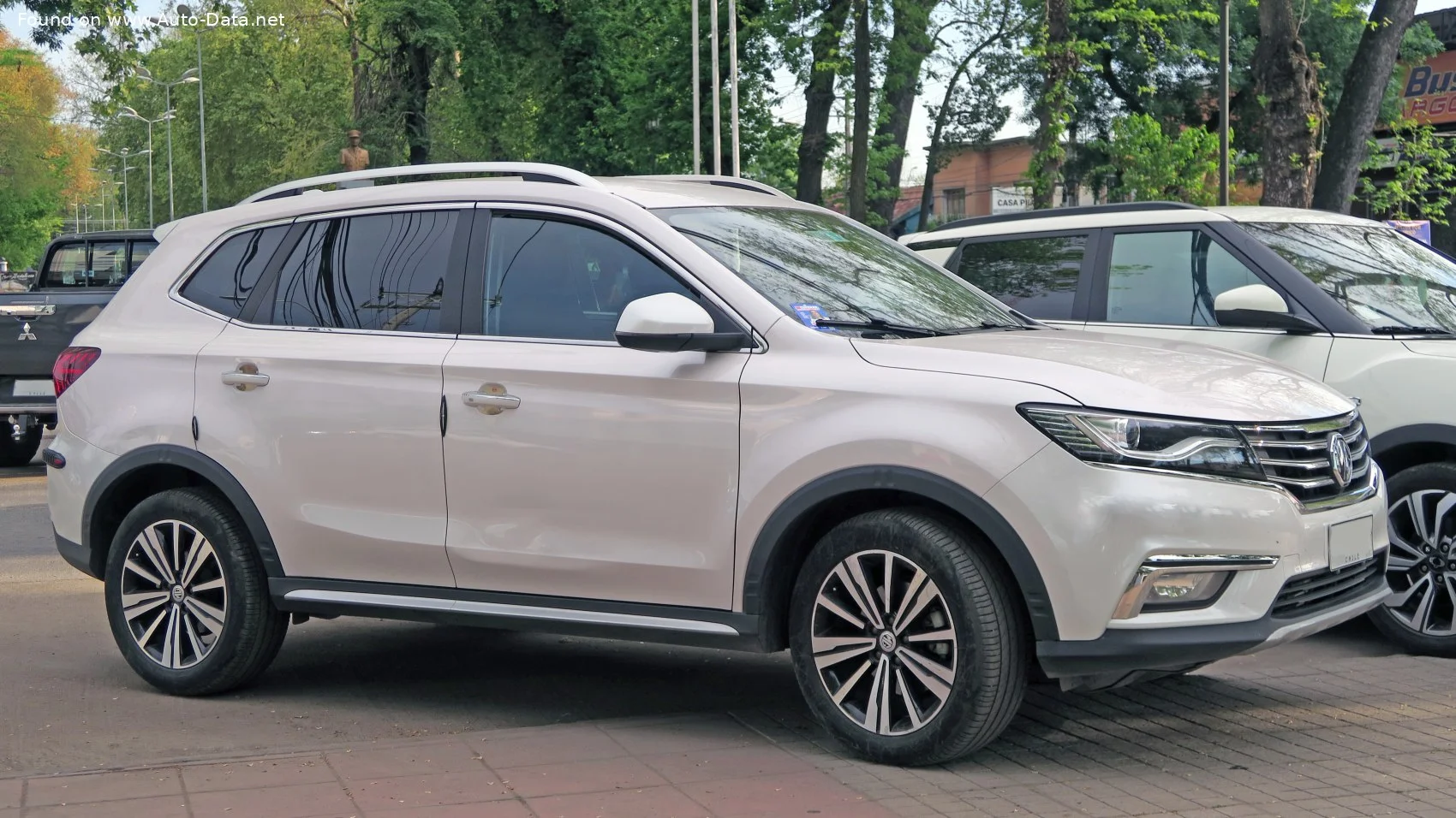 MG RX5 1.5T (169 Hp) TST2018 - 2023 thumbnail 2