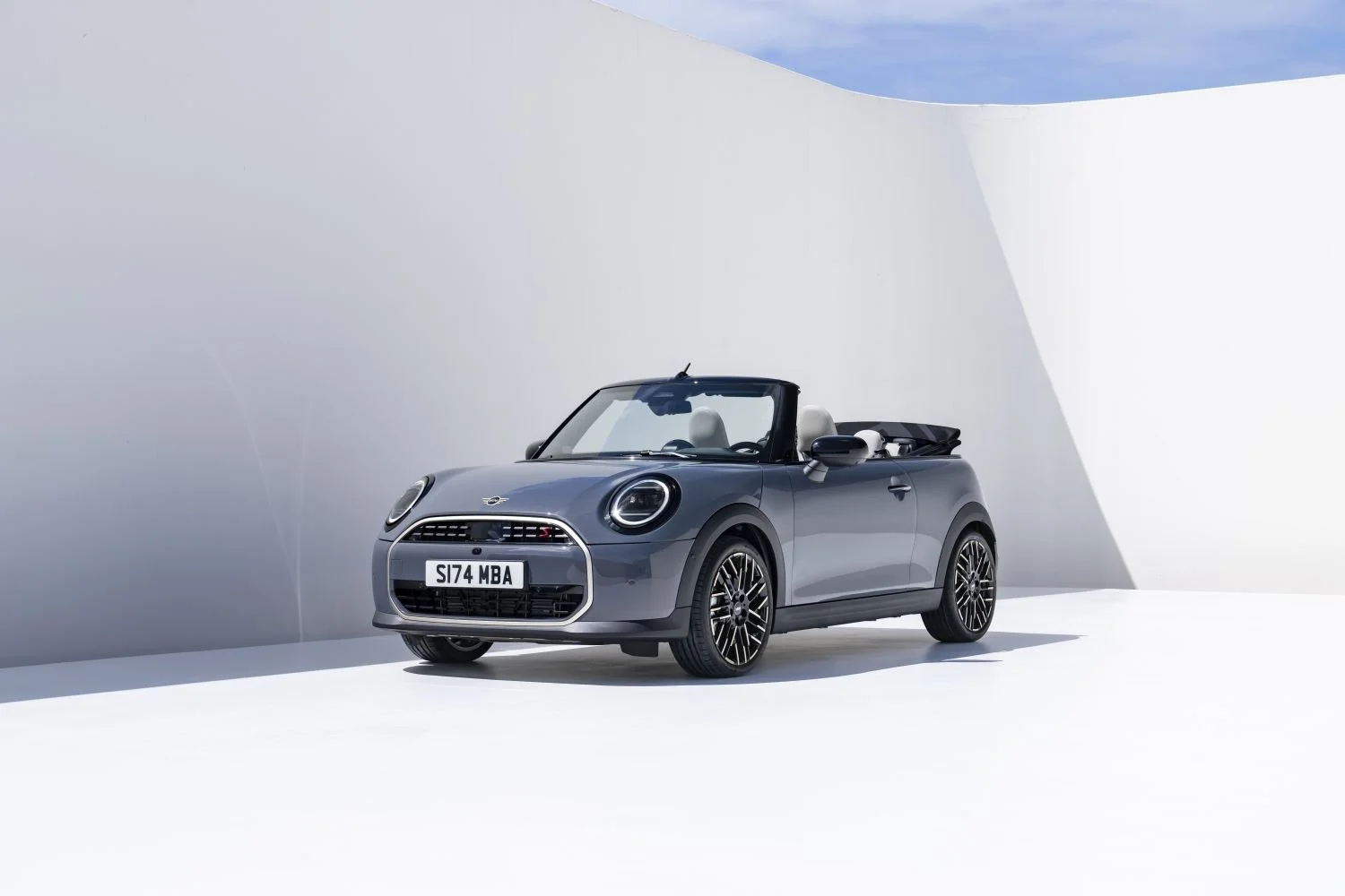 Mini Convertible Cooper C 2.0 (163 Hp) Steptronic2024 - thumbnail 5