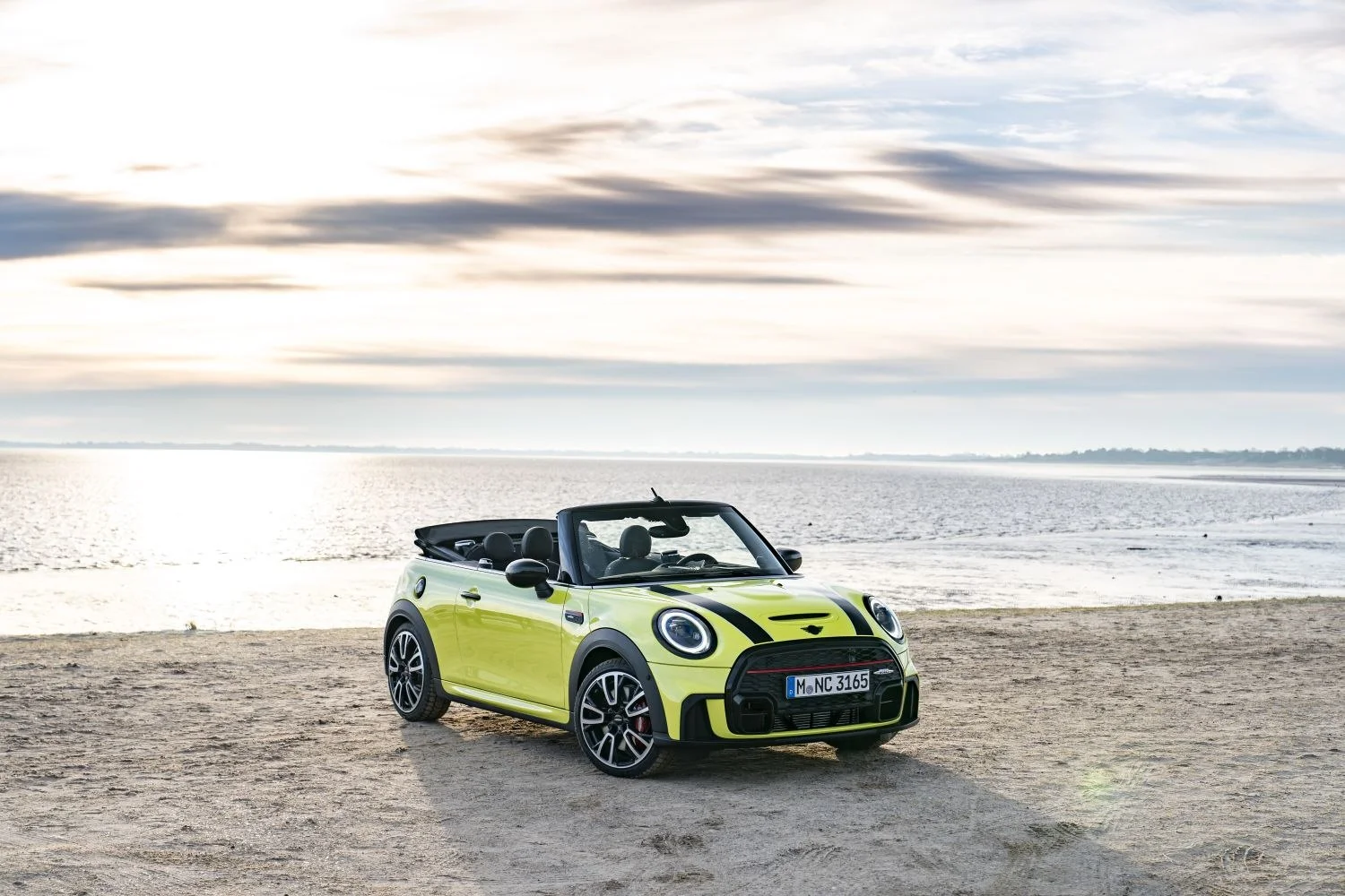 Mini Convertible Cooper 1.5 (136 Hp)2021 - 2022 thumbnail 3