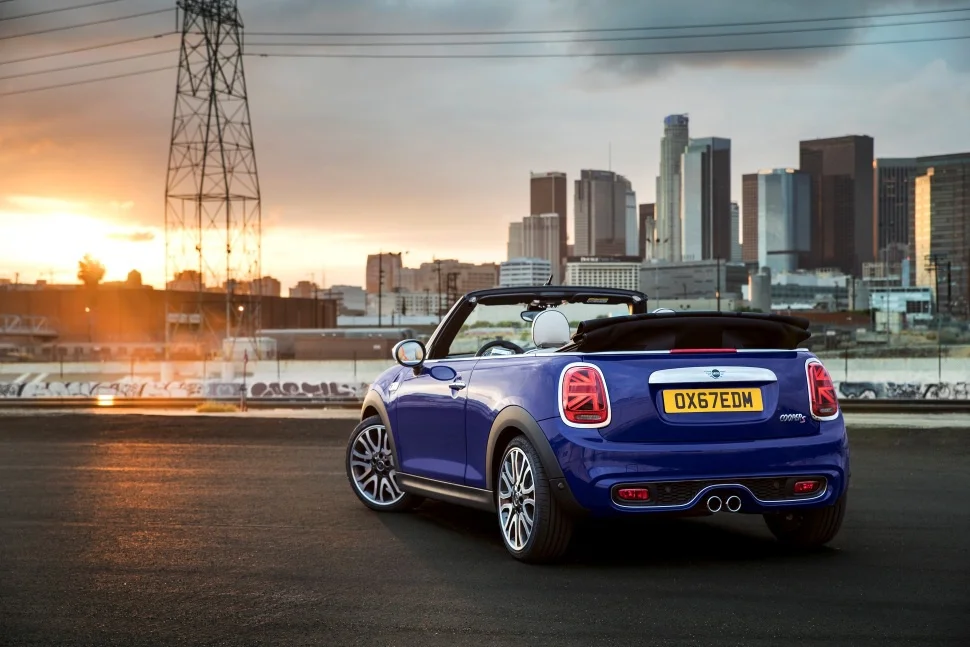 Mini Convertible Cooper 1.5 (136 Hp)2018 - 2018 thumbnail 2