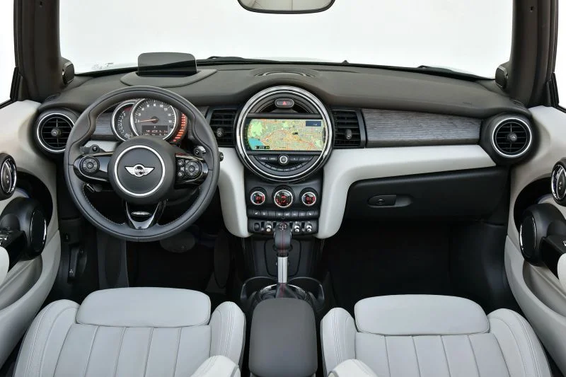 Mini Convertible Cooper 1.5 (136 Hp)2016 - 2018 thumbnail 8