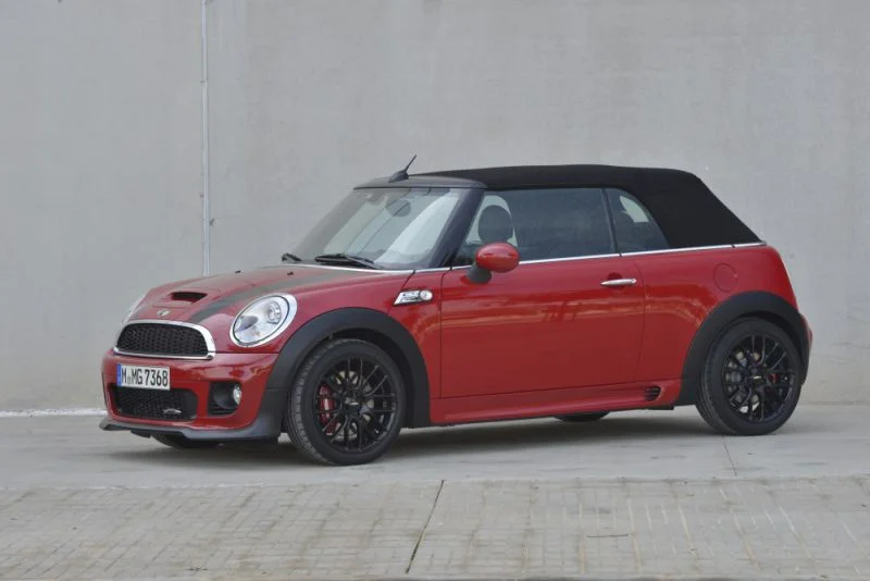 Mini Convertible Cooper 1.6 (120 Hp)2009 - 2010 thumbnail 2