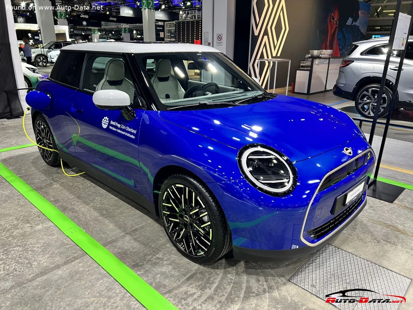 Mini Electric Cooper E 40.7 kWh (184 Hp)2024 - - 1