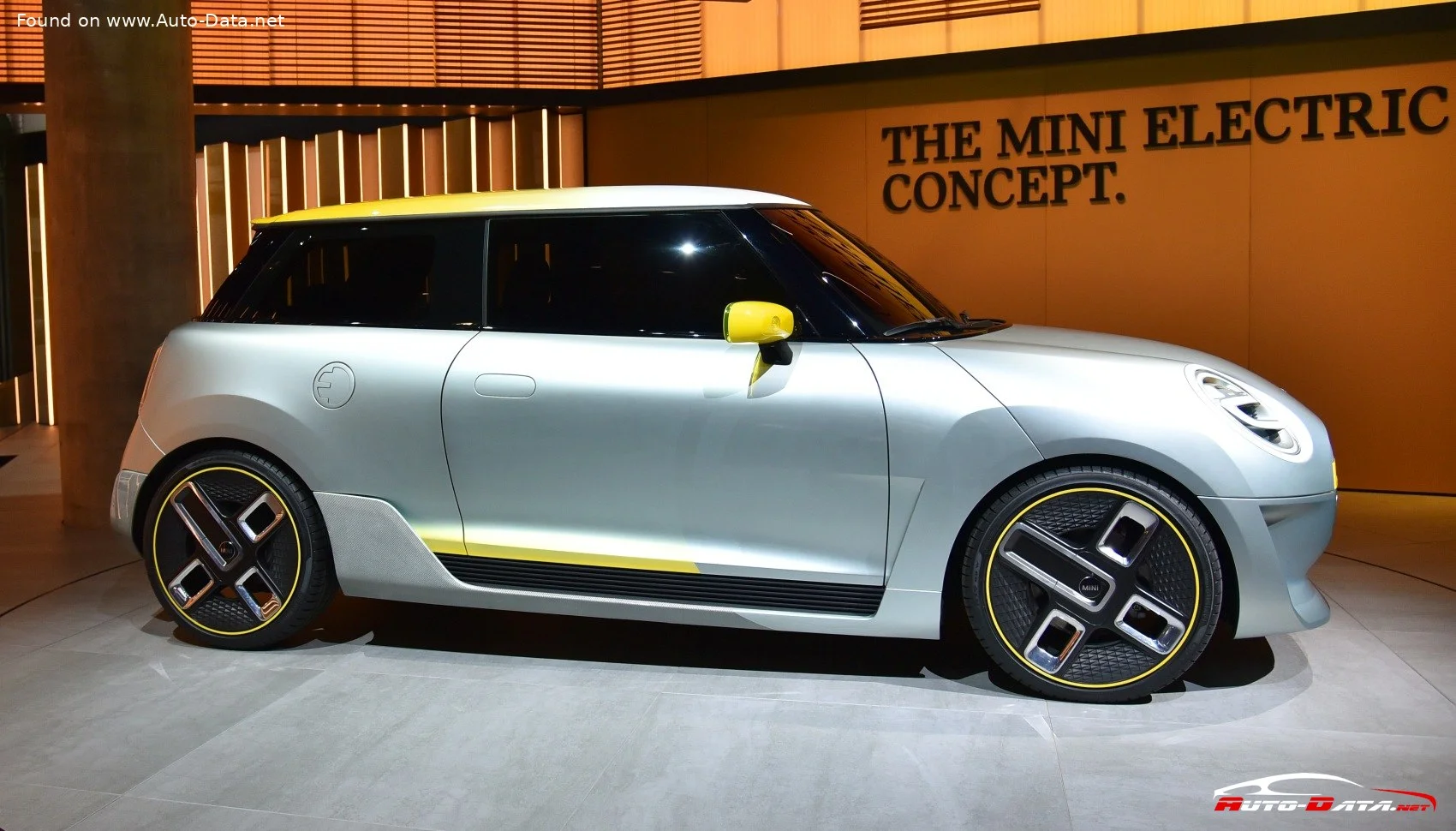 Mini Electric Mini Electric Concept thumbnail 4