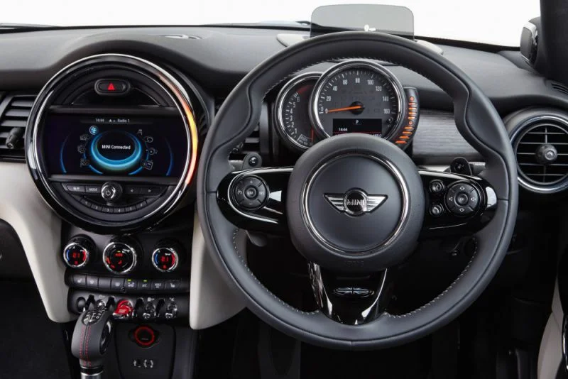 Mini Hatch Cooper 1.5 (136 Hp)2014 - 2018 thumbnail 3