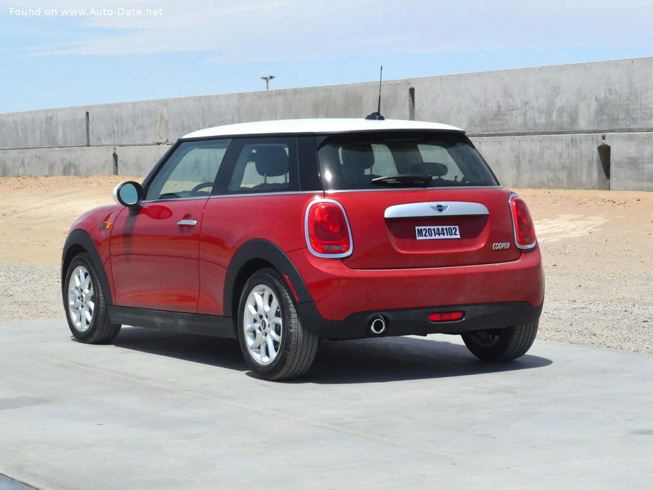Mini Hatch Cooper 1.5 (136 Hp)2014 - 2018 thumbnail 2