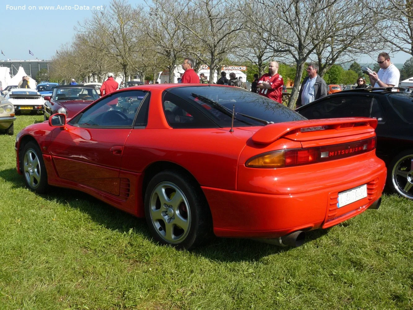 Mitsubishi 3000 GT 3.0 i 24V 4x4 (286 Hp)1992 - 1993 thumbnail 3