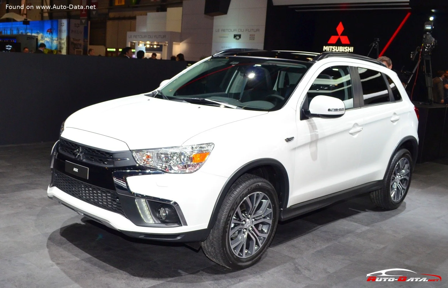 Mitsubishi ASX 1.6 (117 Hp)2016 - 2019 thumbnail 11