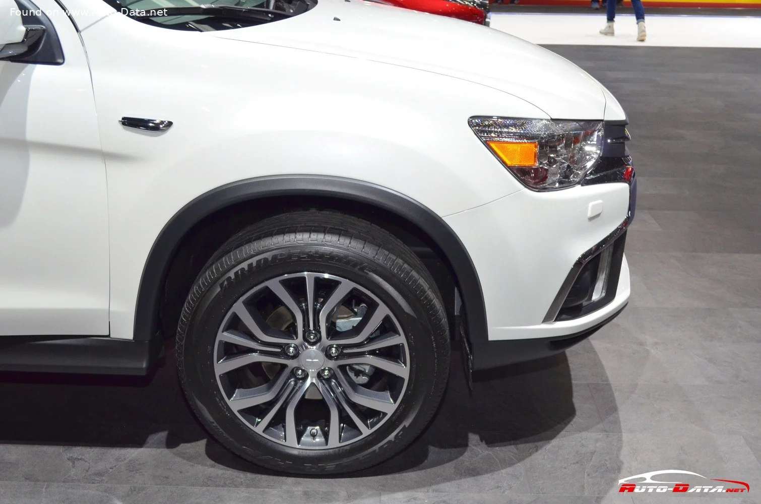 Mitsubishi ASX 1.6 (117 Hp)2016 - 2019 thumbnail 18