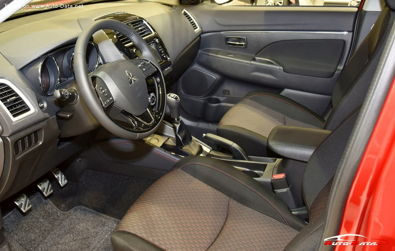 Mitsubishi ASX 1.6 (117 Hp)2016 - 2019 thumbnail 7