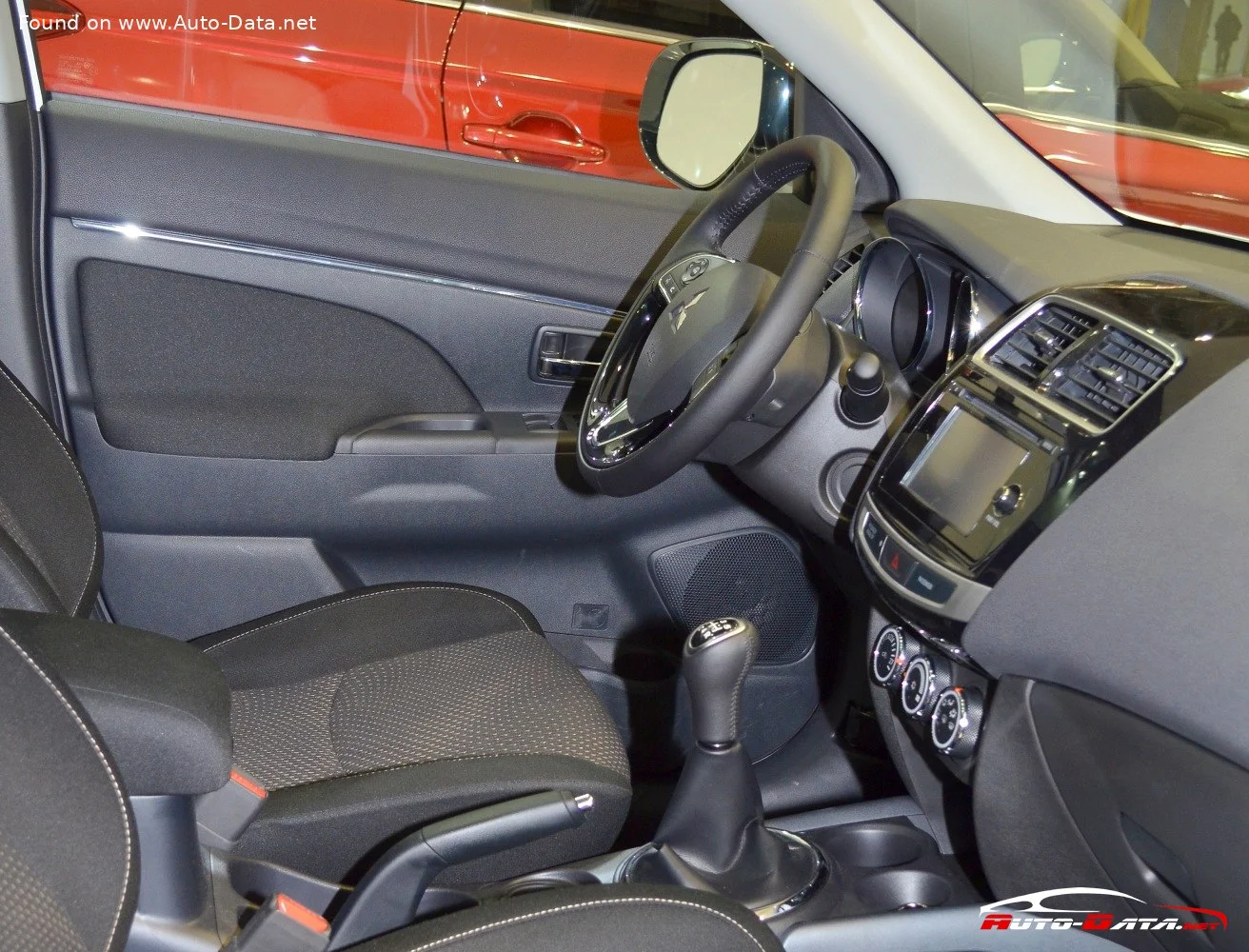Mitsubishi ASX 1.6 (115 Hp)2012 - 2016 thumbnail 12