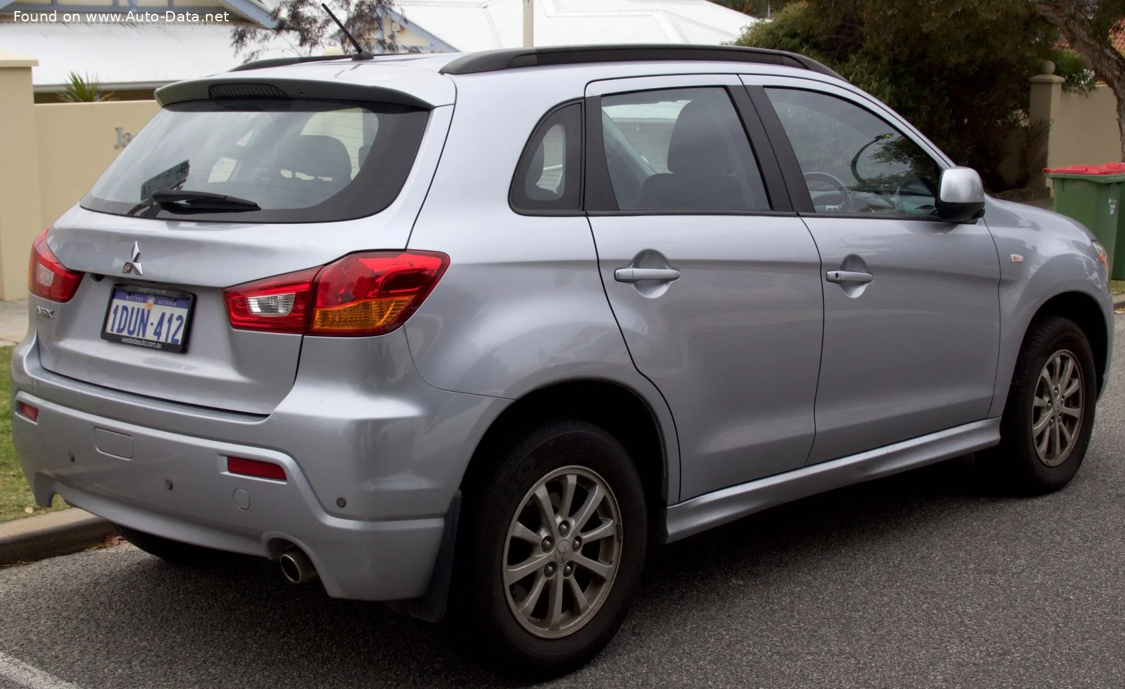 Mitsubishi ASX 1.6 DOHC MIVEC (117 Hp) 2WD2010 - 2012 thumbnail 4