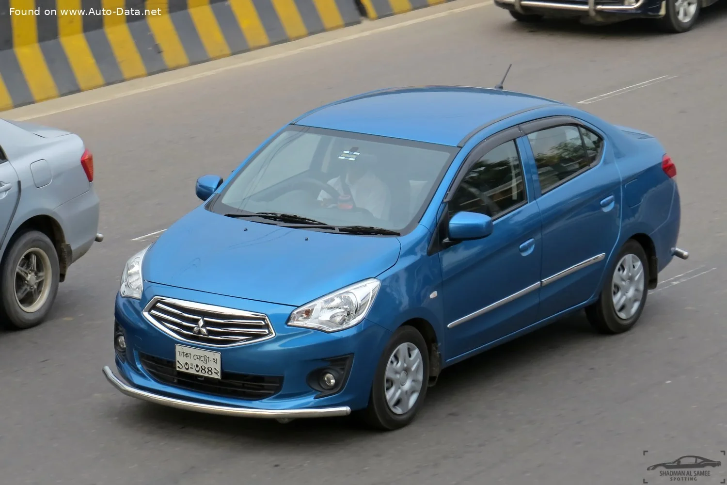 Mitsubishi Attrage 1.2 MIVEC (78 Hp)2013 - 2019 thumbnail 3