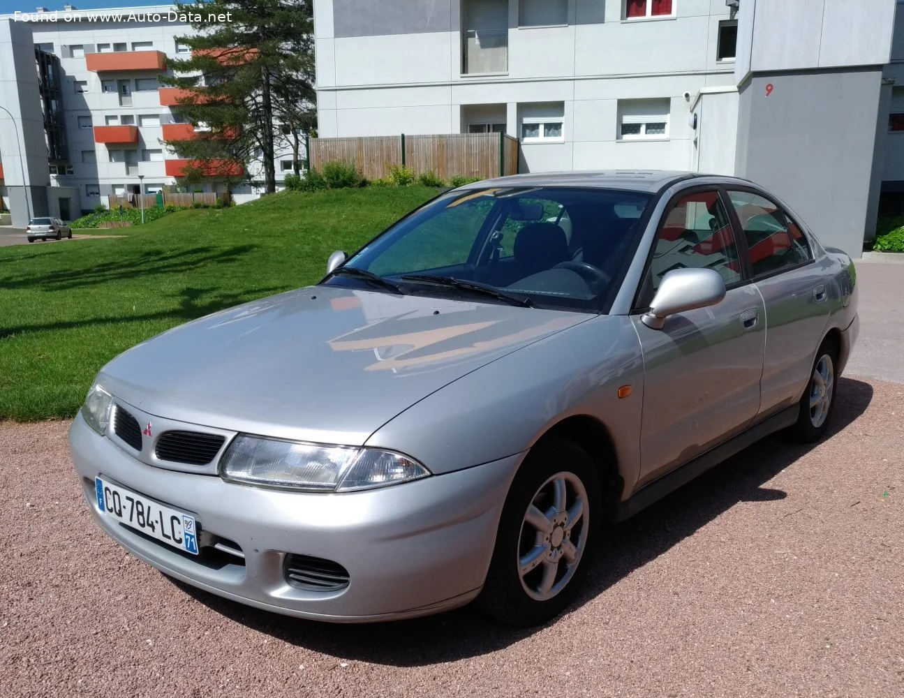 Mitsubishi Carisma 1.3 i 16V (82 Hp)2003 - 2003 - 1