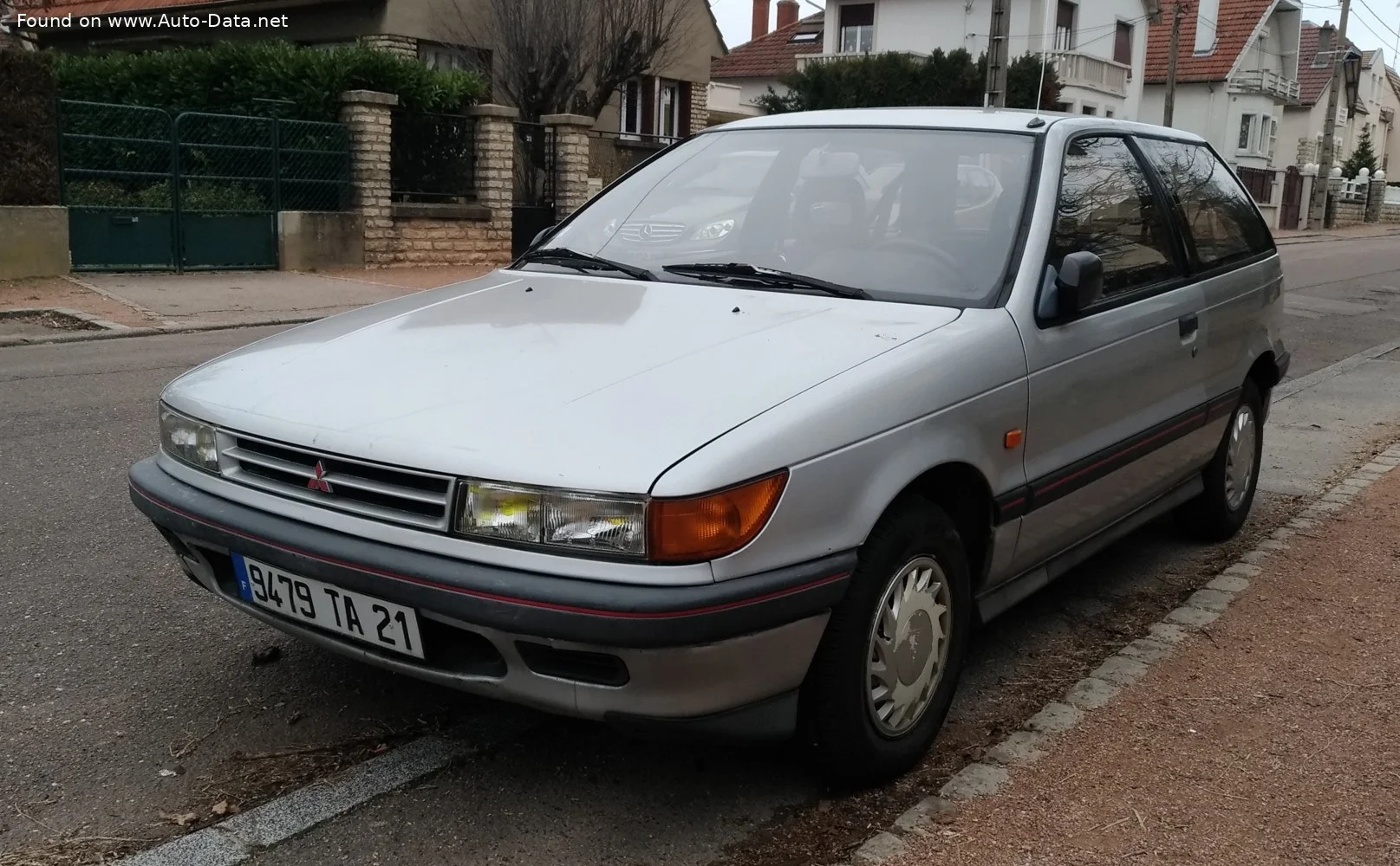 Mitsubishi Colt 1.3 12V (C51A) (75 Hp)1990 - 1992 - 1